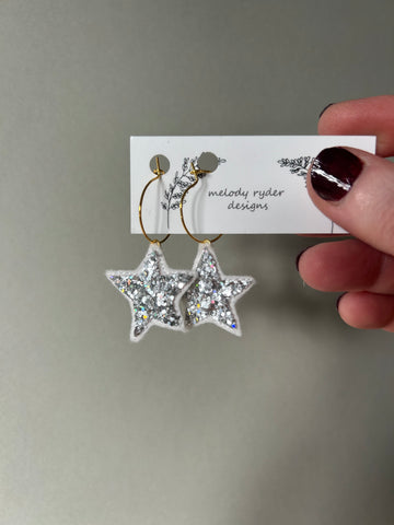 Glitter star embroidered earrings