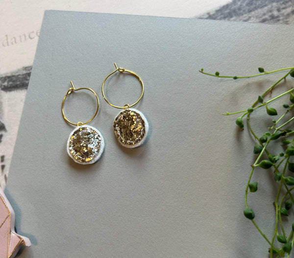 Glitter circle embroidered earrings