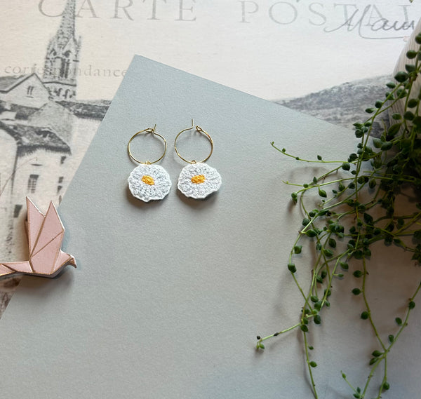 Daisy embroidered earrings